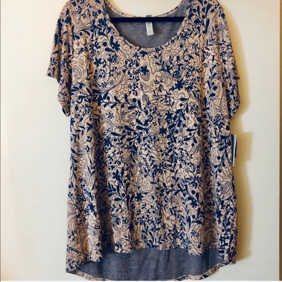 LuLaRoe Tops - Lularoe 3XL Classic tee NWT